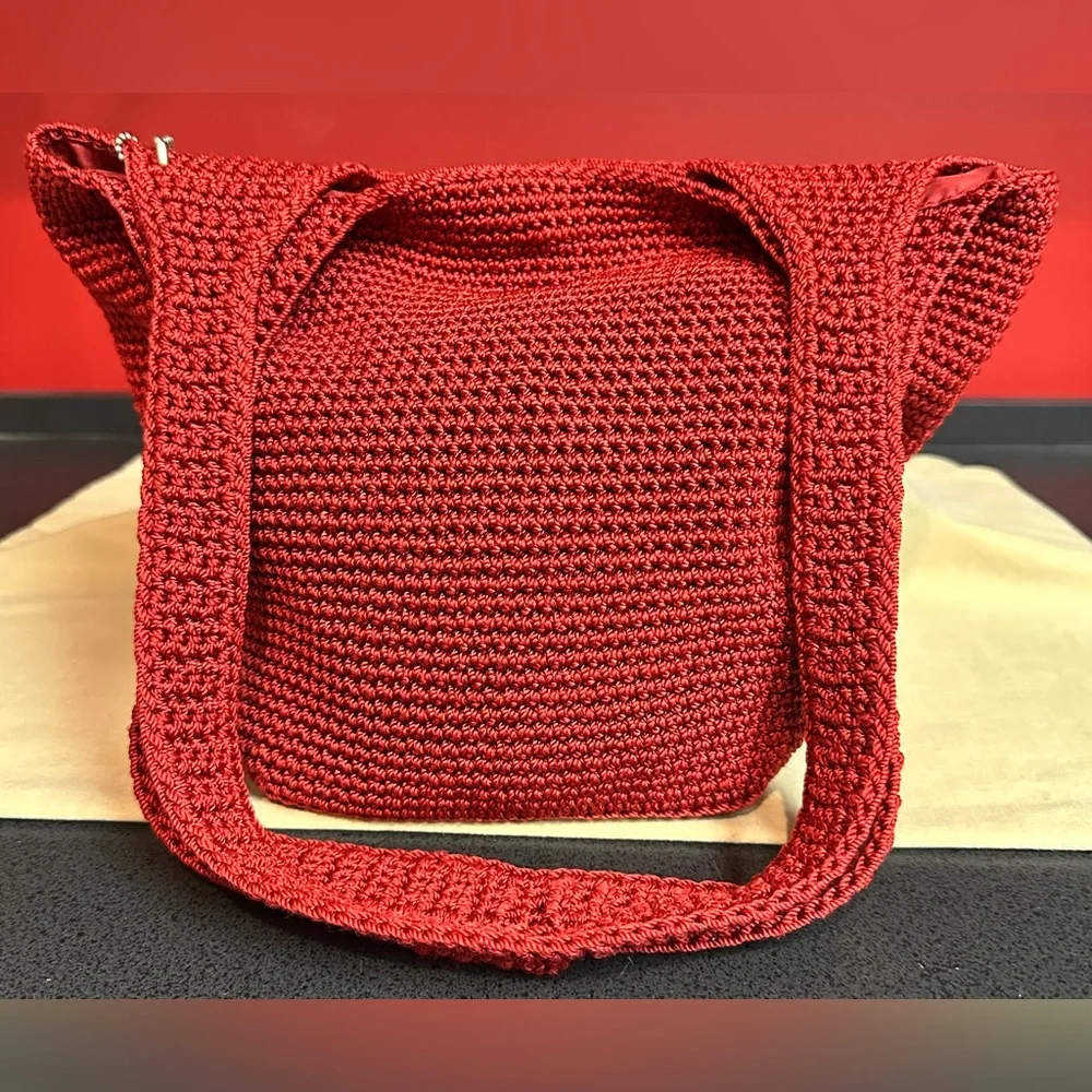 The Sak Red Crochet Hobo Double Strap Shoulder Bag Nice Size 9”x7”x7”